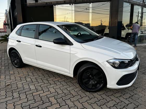VOLKSWAGEN POLO 1.0 MPI TRACK MANUAL VOLKSWAGEN POLO 1.0 MPI TRACK MANUAL